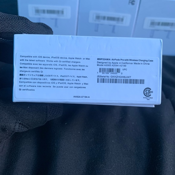 Apple airpod 3rd generation new (7 available) - Picture 2 of 16